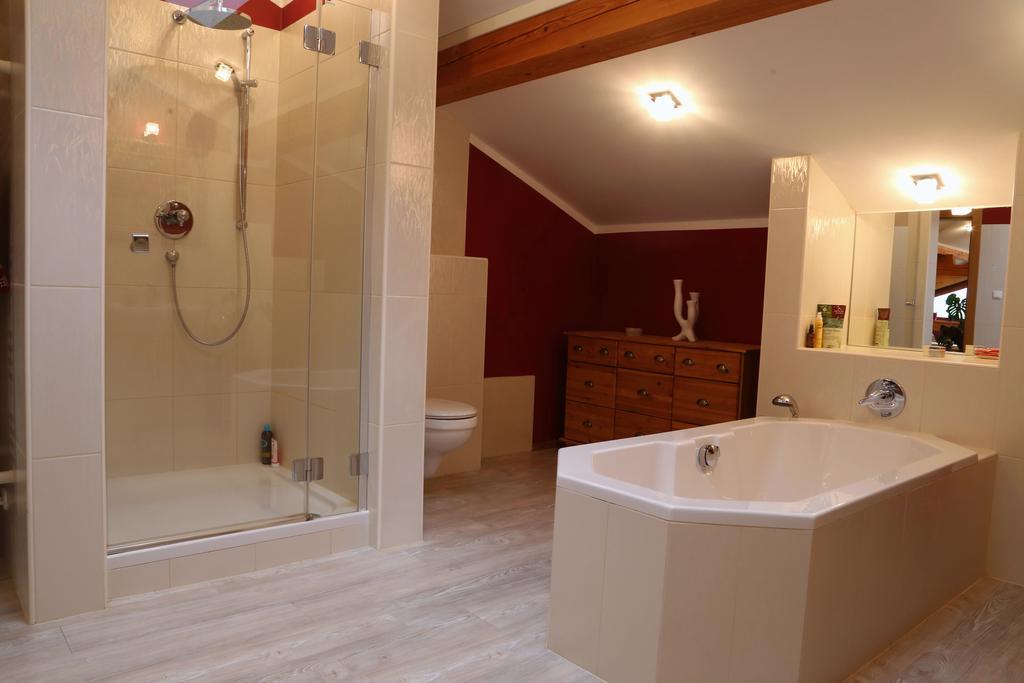 Luxusappartement Zell am Moos Buitenkant foto